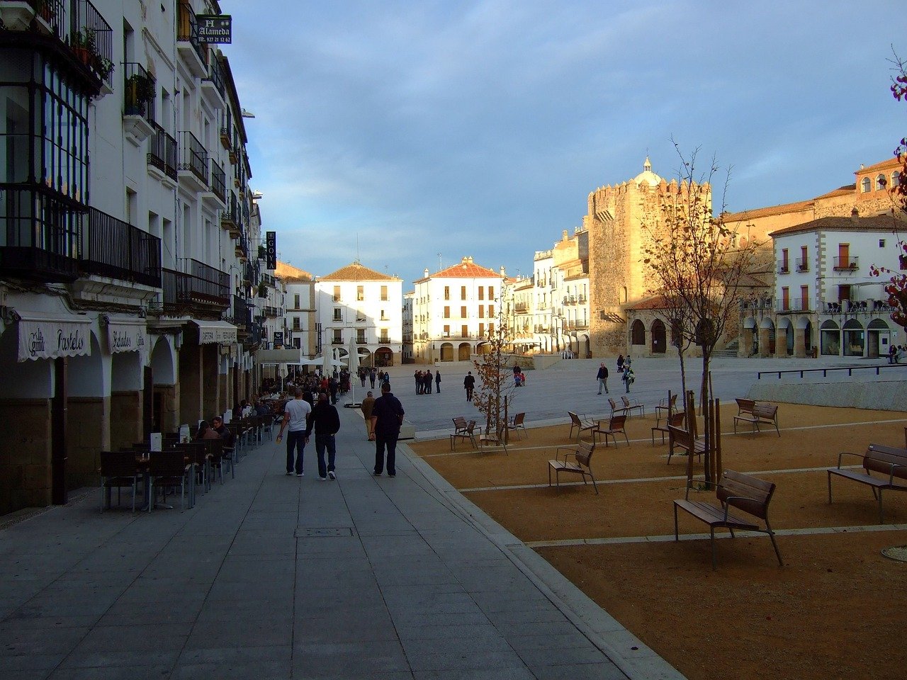 Visitar en Cáceres la Plaza Mayor